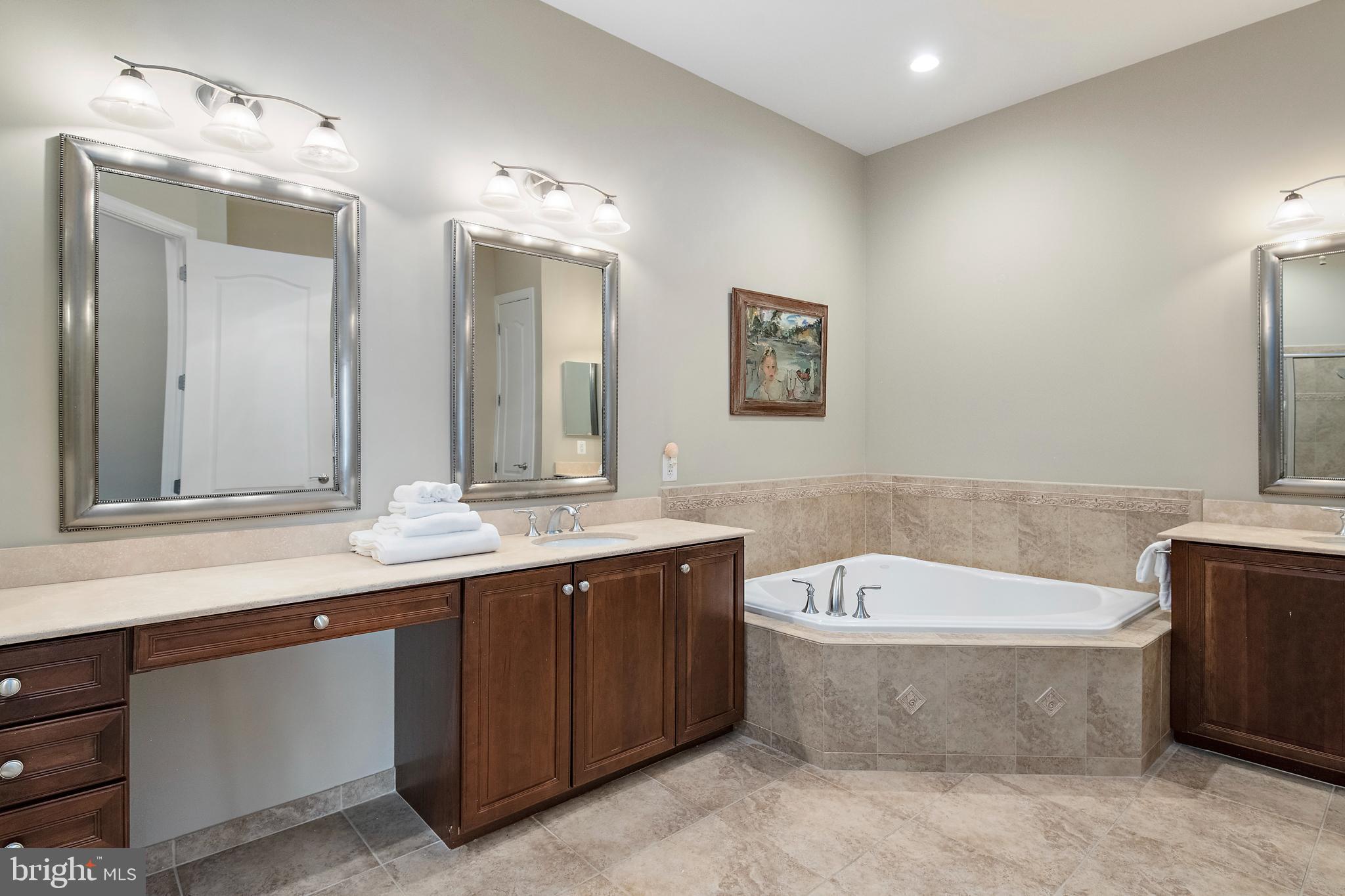 GRANDVIEW - Residential