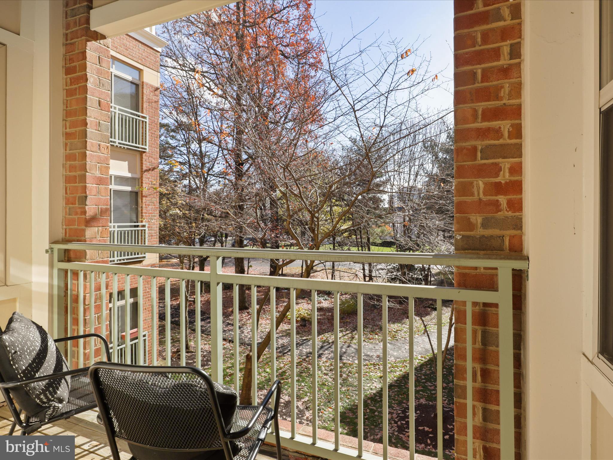 STRATFORD - Residential