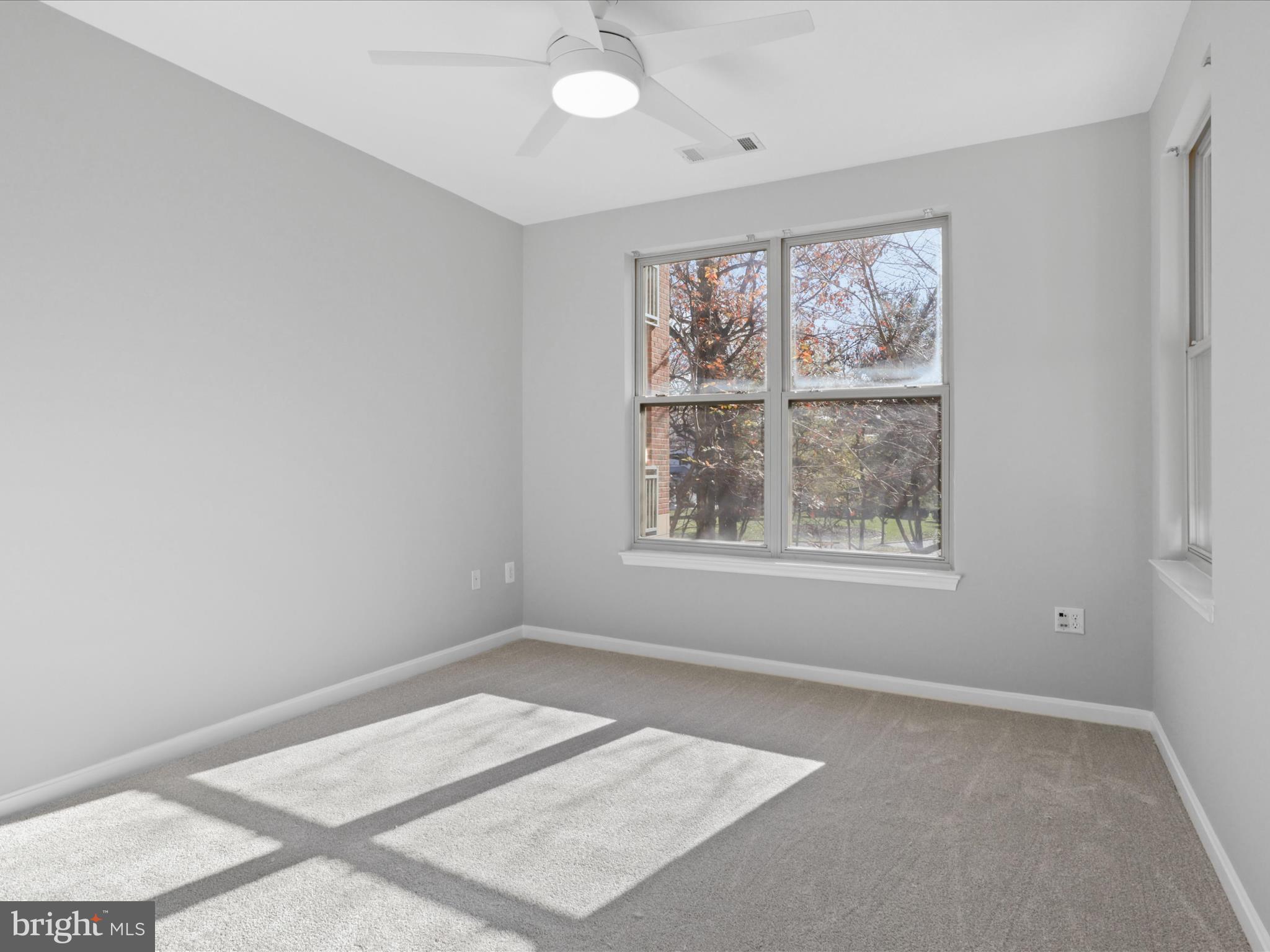 STRATFORD - Residential