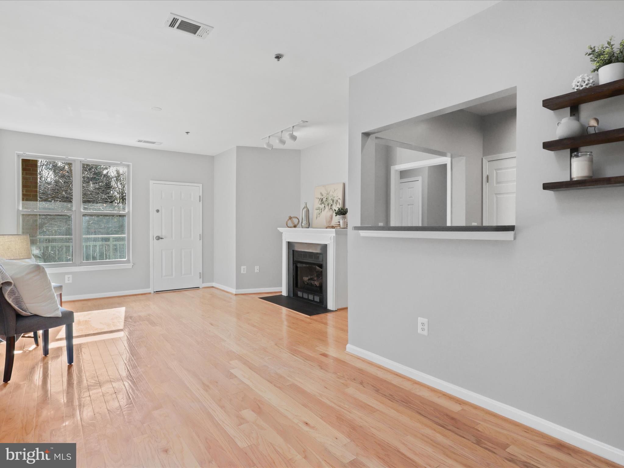 STRATFORD - Residential