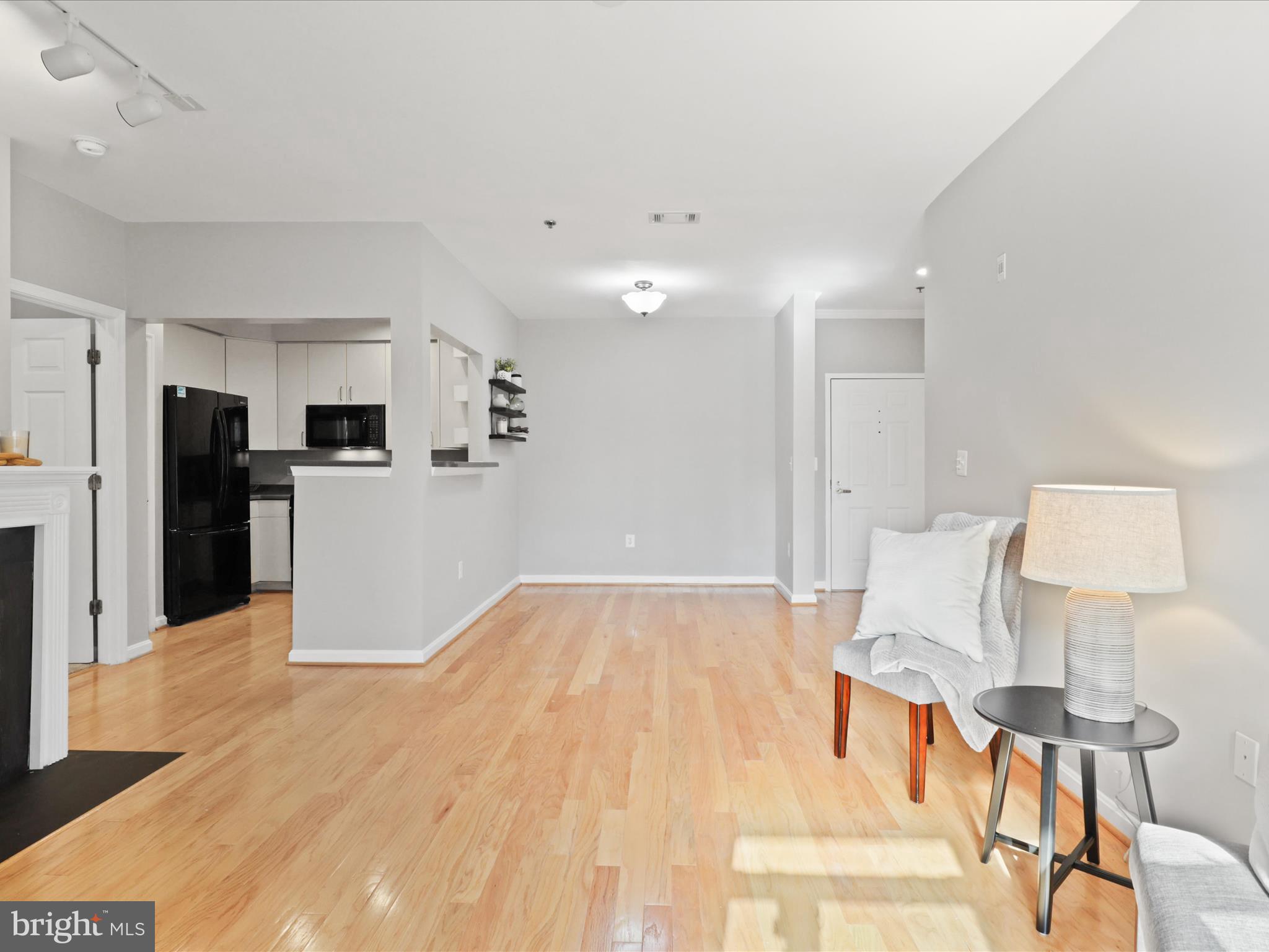 STRATFORD - Residential