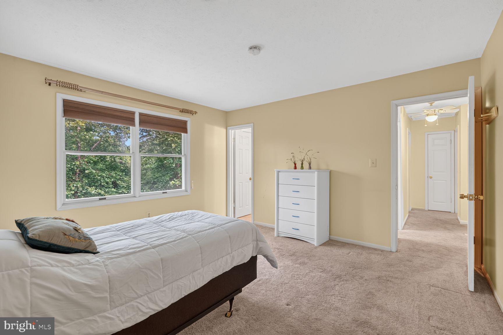 MEADOWBROOK - Residential
