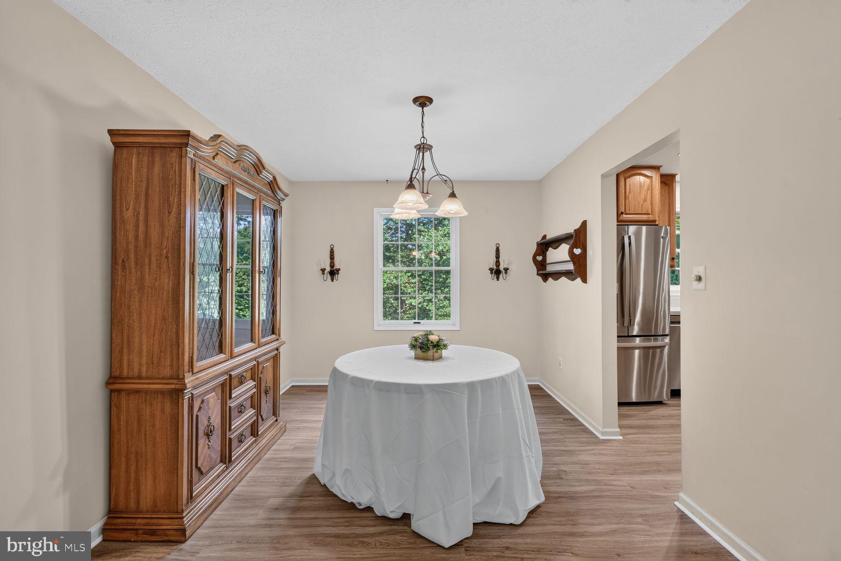 MEADOWBROOK - Residential