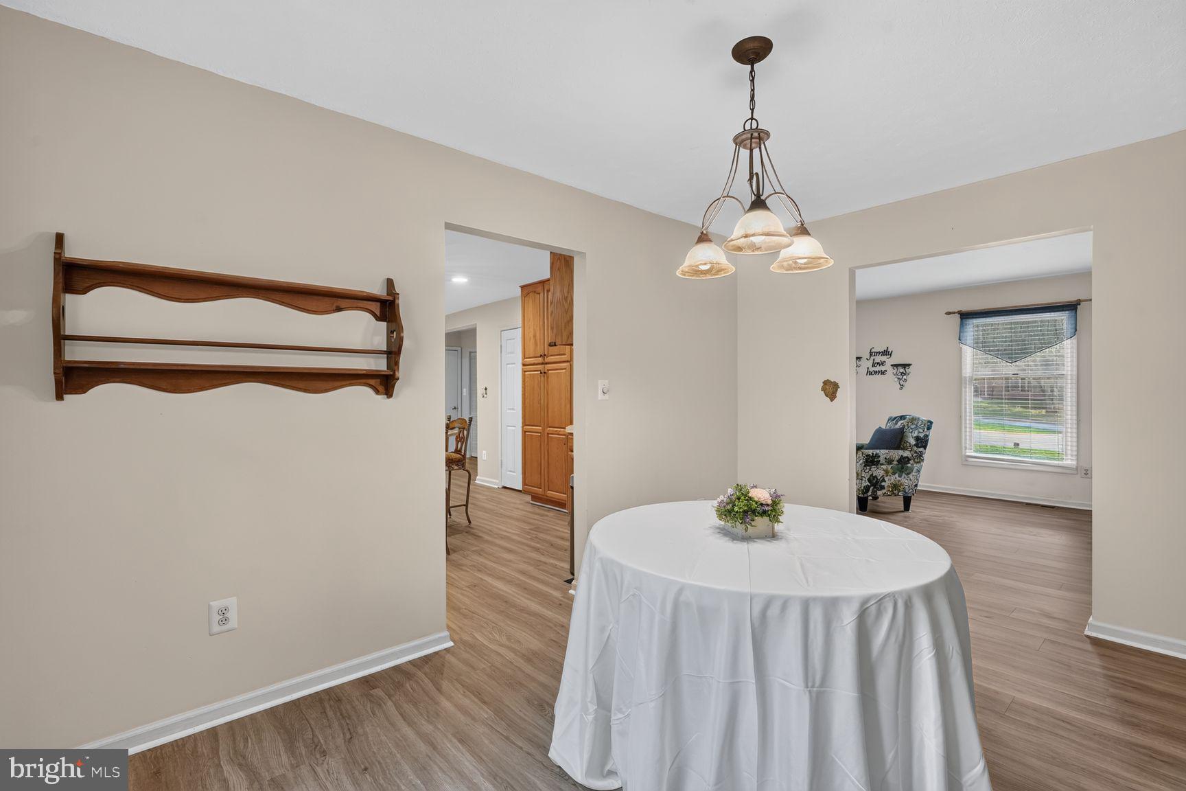 MEADOWBROOK - Residential
