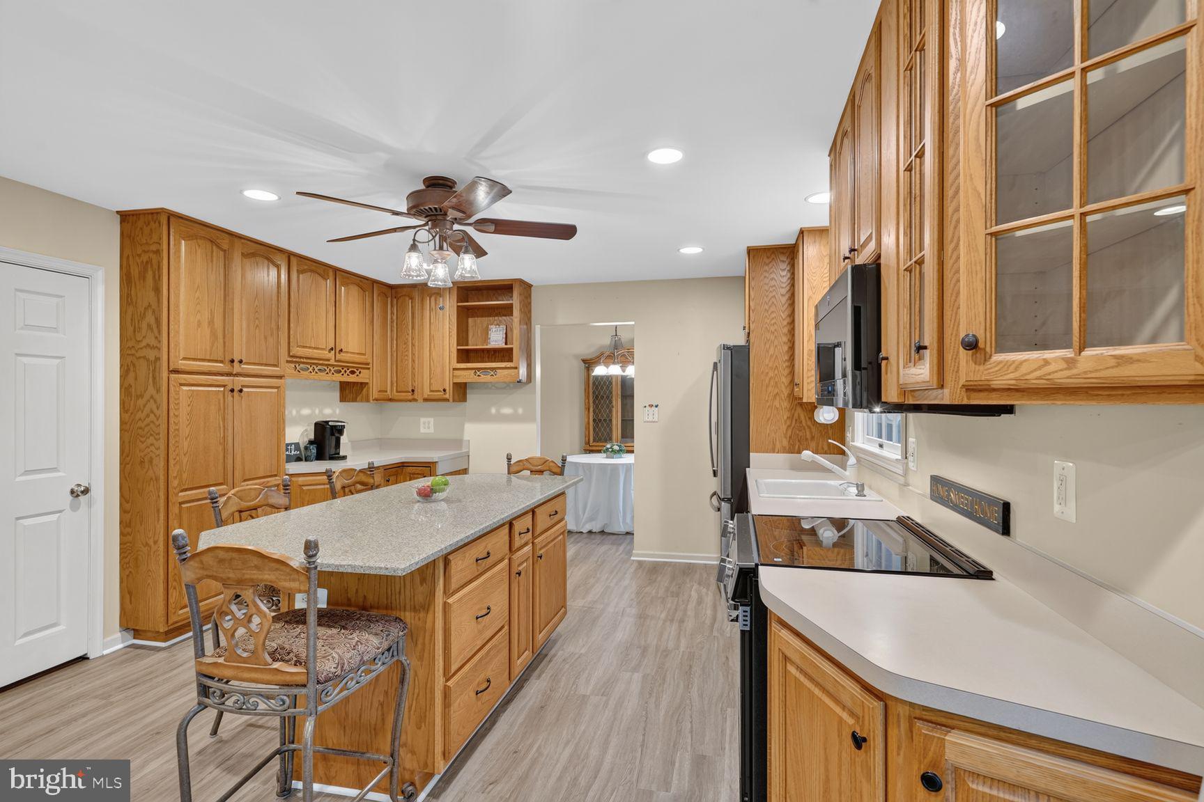 MEADOWBROOK - Residential