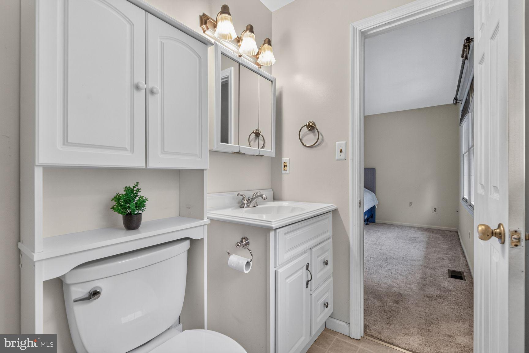 MEADOWBROOK - Residential
