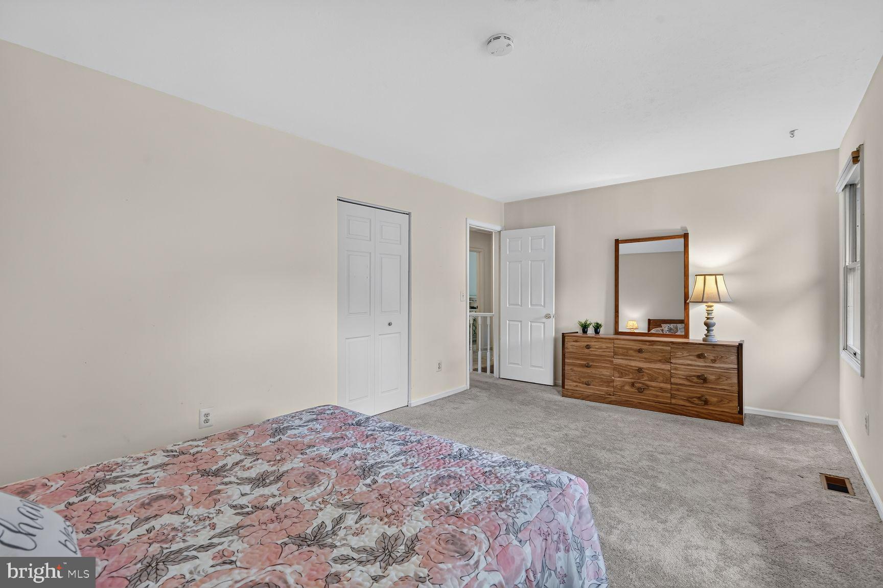 MEADOWBROOK - Residential