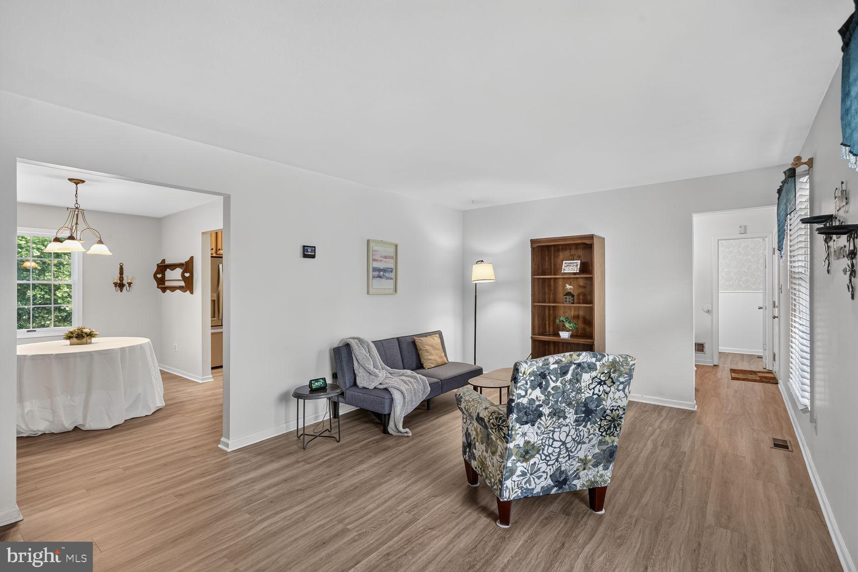 MEADOWBROOK - Residential