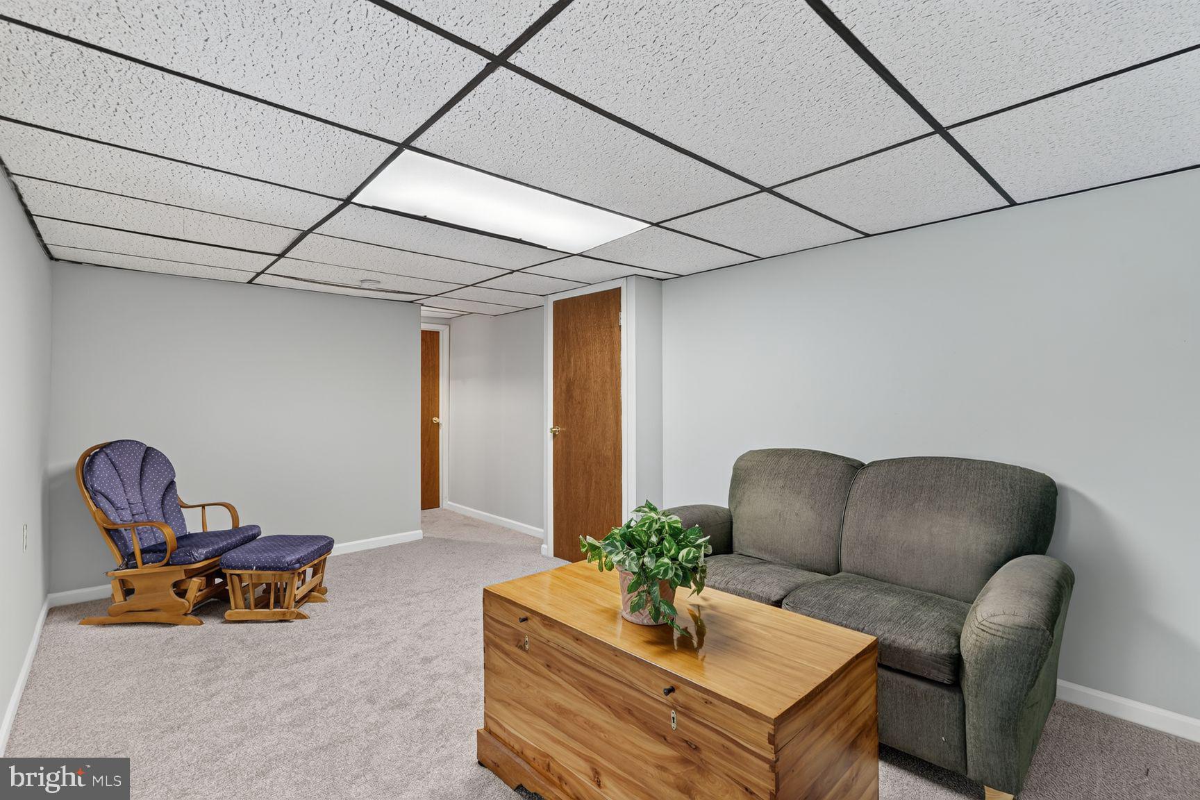 MEADOWBROOK - Residential