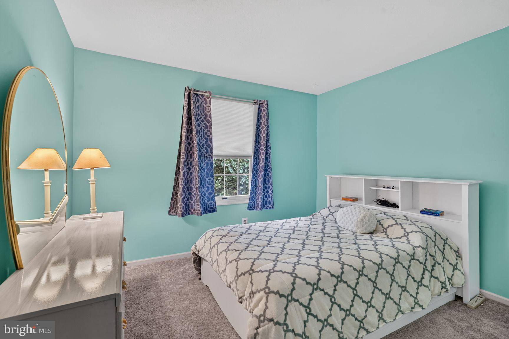 MEADOWBROOK - Residential