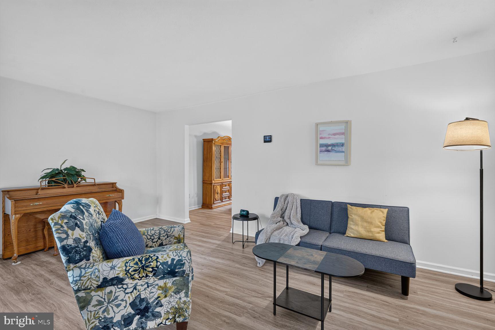 MEADOWBROOK - Residential