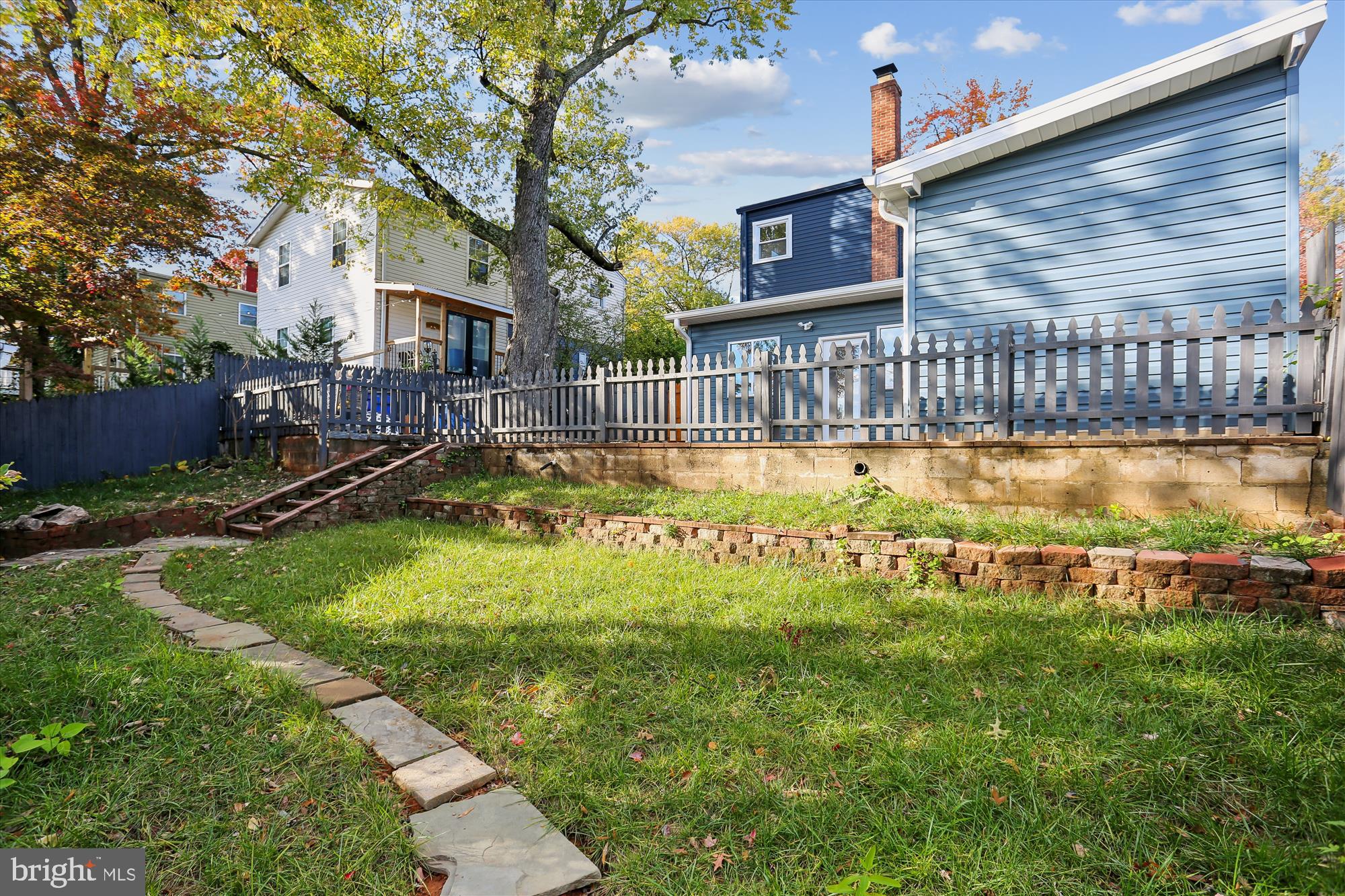 ROLLING TERRACE - Residential