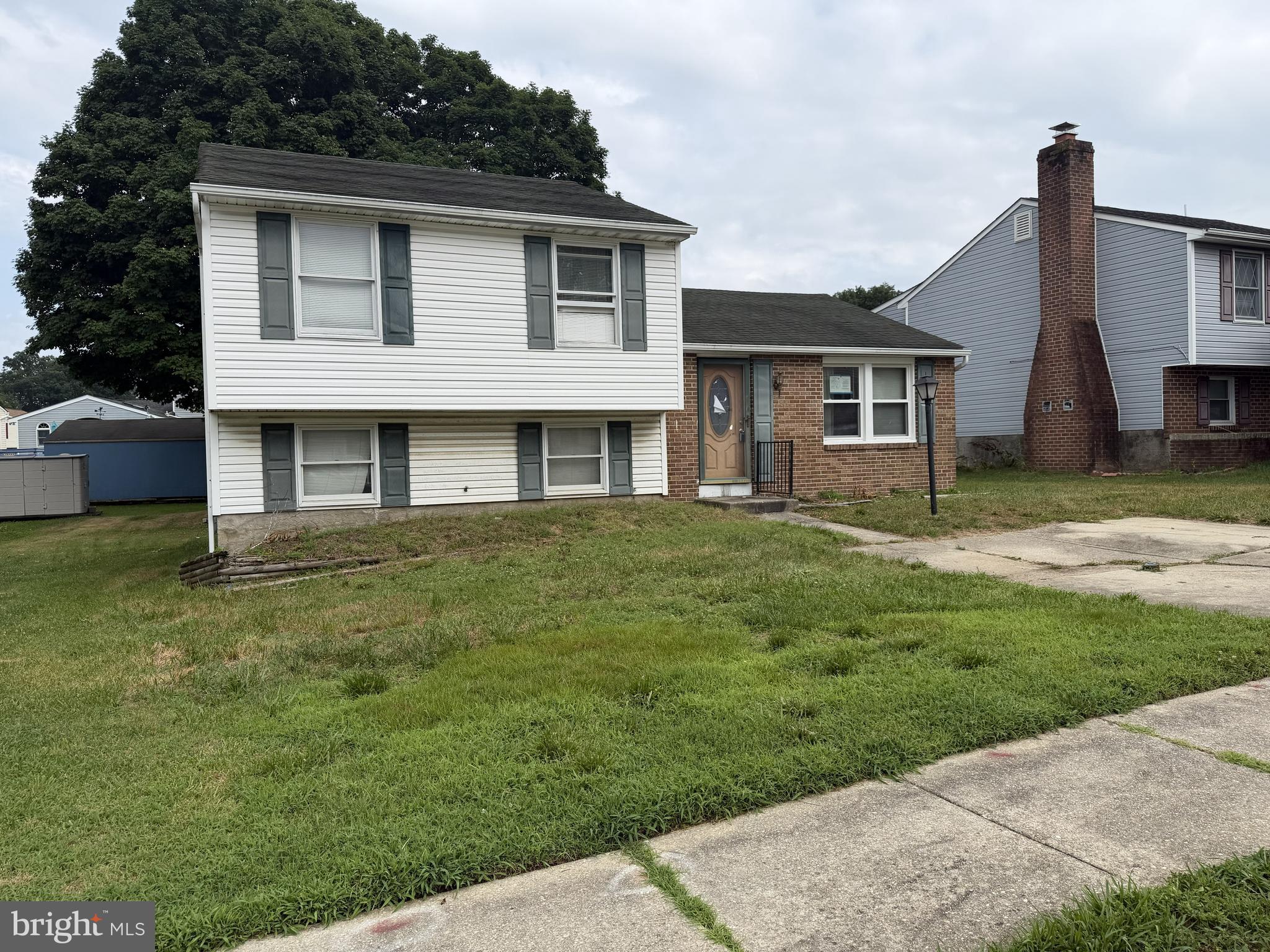 Don't miss this incredible opportunity to own a single-family home at an attractive price point in Essex! Tucked partially within a cul-de-sac, this property offers the chance to create value and make it your own. Whether you're an investor, renovator, or buyer looking for your next project, the possibilities are endless. Conveniently located near shopping, dining, parks, schools, and major commuter routes. Opportunities like this are becoming increasingly difficult to find—schedule your showing today and imagine the potential!