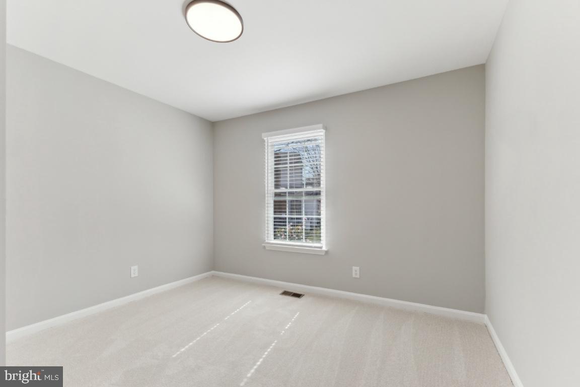 WELLINGTON/CLOVERHILL - Residential