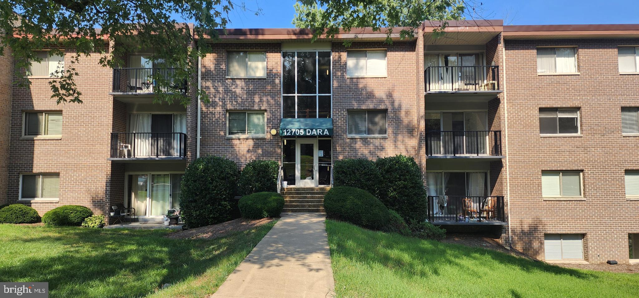 A rare private exterior entrance sets this updated condo apart, offering a more accessible and independent way to enter the home. Inside, the unit features fresh paint, new appliances, and updated kitchen and bathroom finishes, creating a clean, move‑in‑ready space with an easy, open layout.

The community is surrounded by everyday conveniences, including nearby shopping centers, grocery options, restaurants, and parks. Enjoy quick access to the Occoquan waterfront, local trails, and commuter routes such as I‑95, Route 123, and the VRE, making day‑to‑day living and travel simple and efficient. Condo fee includes all utilities for added value.