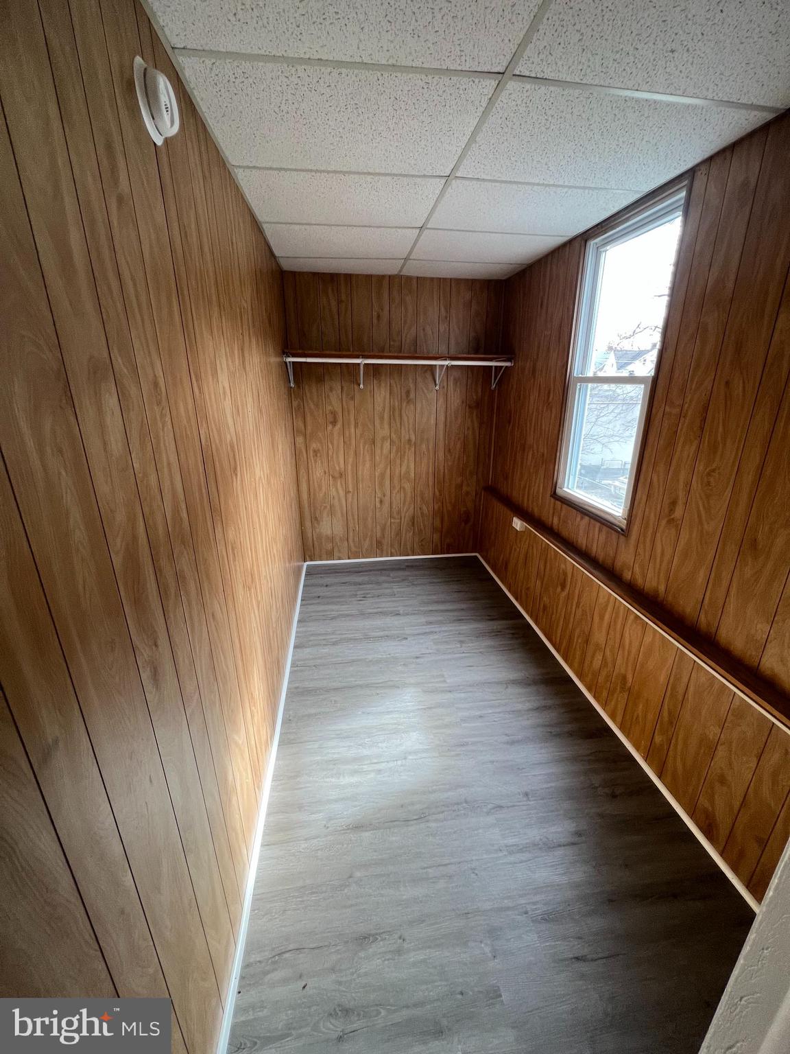 RESIDENTIAL - Residential Lease