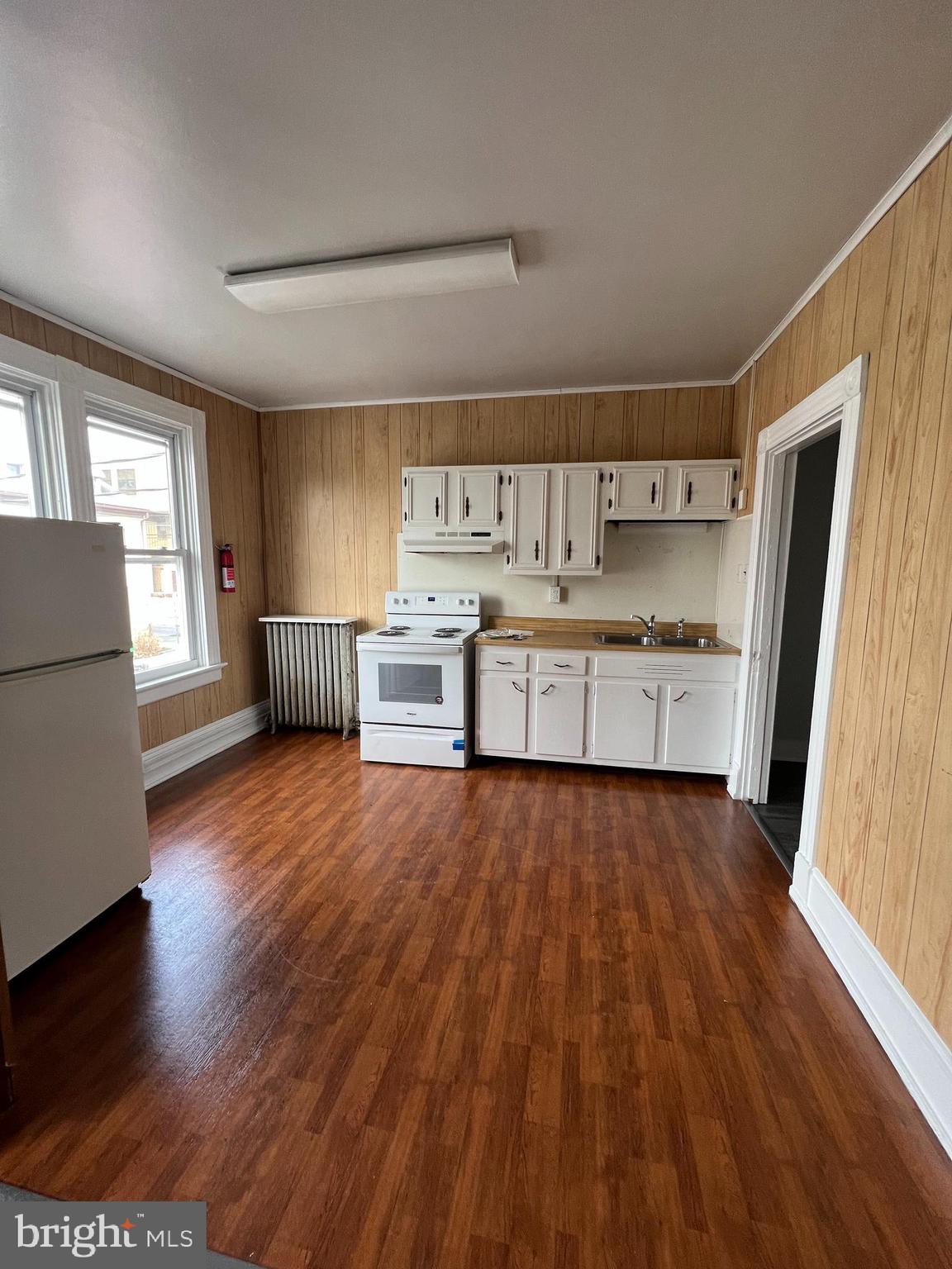 RESIDENTIAL - Residential Lease