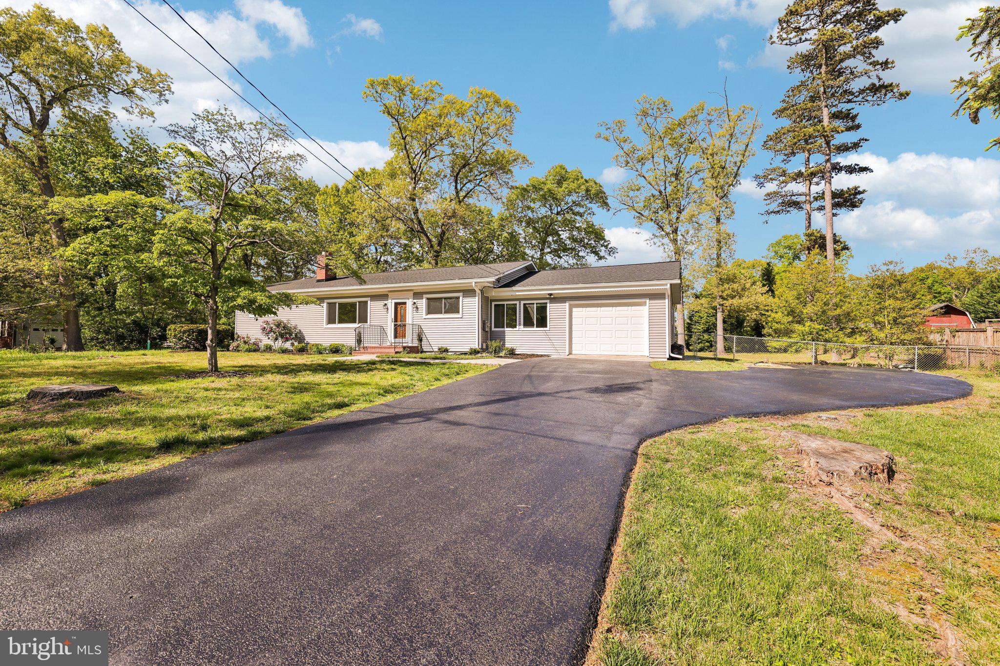 SEVERN MEADOWS - Residential