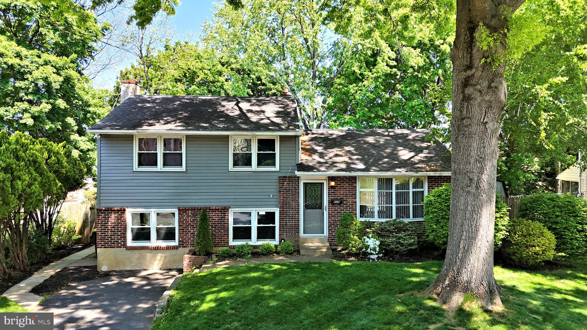 Welcome to 609 Mansfield Rd. in Upper Moreland township-a rare opportunity to own a home that combines everyday comfort with peaceful, scenic surroundings.  This 3-bedroom home sits on a beautiful lot that overlooks a tranquil lake, offering a private and relaxing backdrop you'll enjoy year-round.  Step outside to your own backyard retreat featuring an in-ground pool, perfect for summer entertaining, weekend relaxation, or hosting friends and family.  Inside, the home offers a functional layout with comfortable living spaces.   This split level offers a newer kitchen, deck (2025)), Pool pump and heater (2026)
HVAC(2022), Hot water heater(2022), ample closet space and has been freshly painted.  Whether you're looking for a primary residence or a property with unique outdoor appeal, this home delivers a lifestyle that is hard to find in the area. You'll enjoy convenient access to shopping and dining, Turnpike, Septa Transit and within walking distance to Upper Moreland High School.