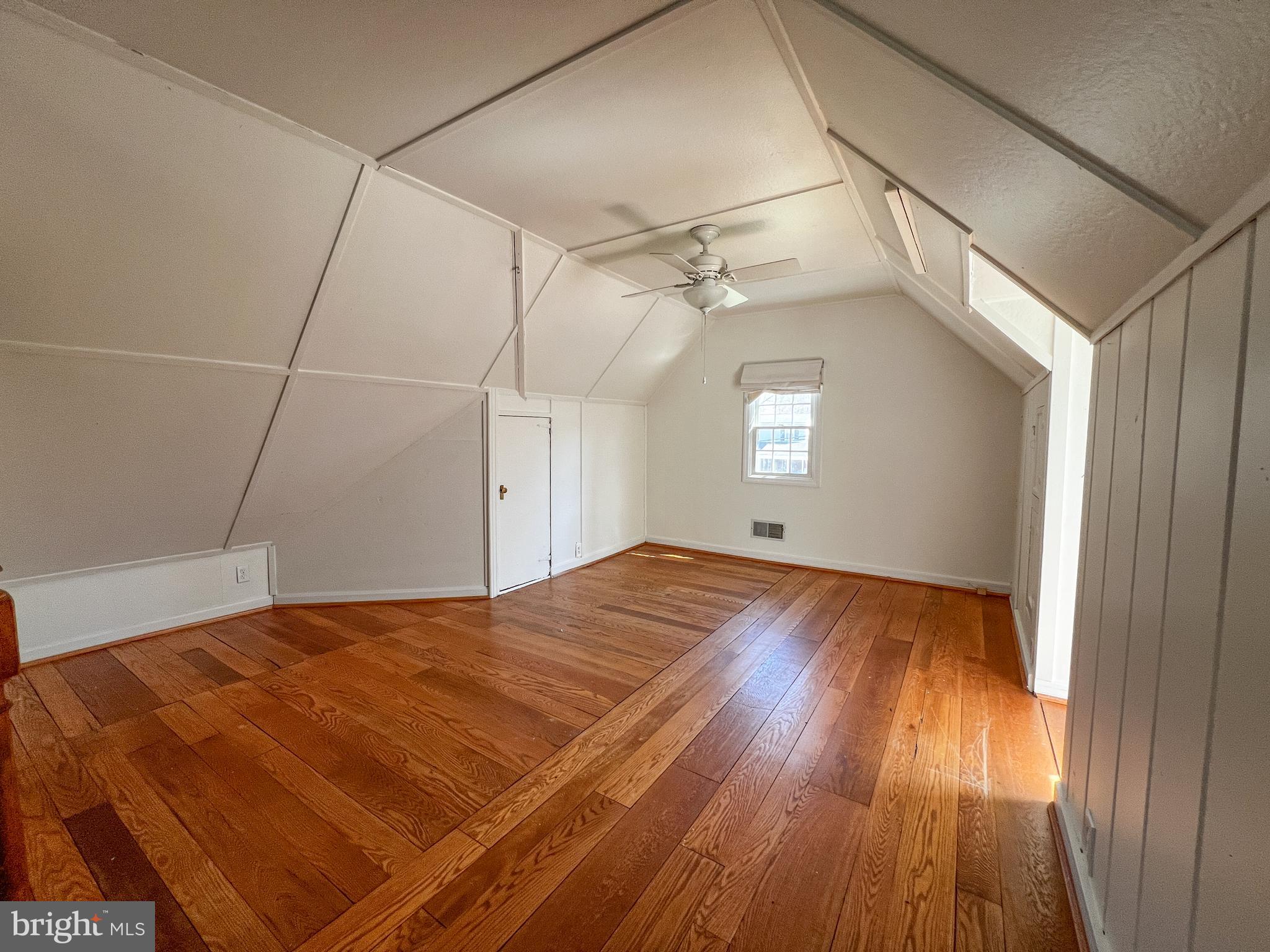 WOODMOOR - Residential Lease