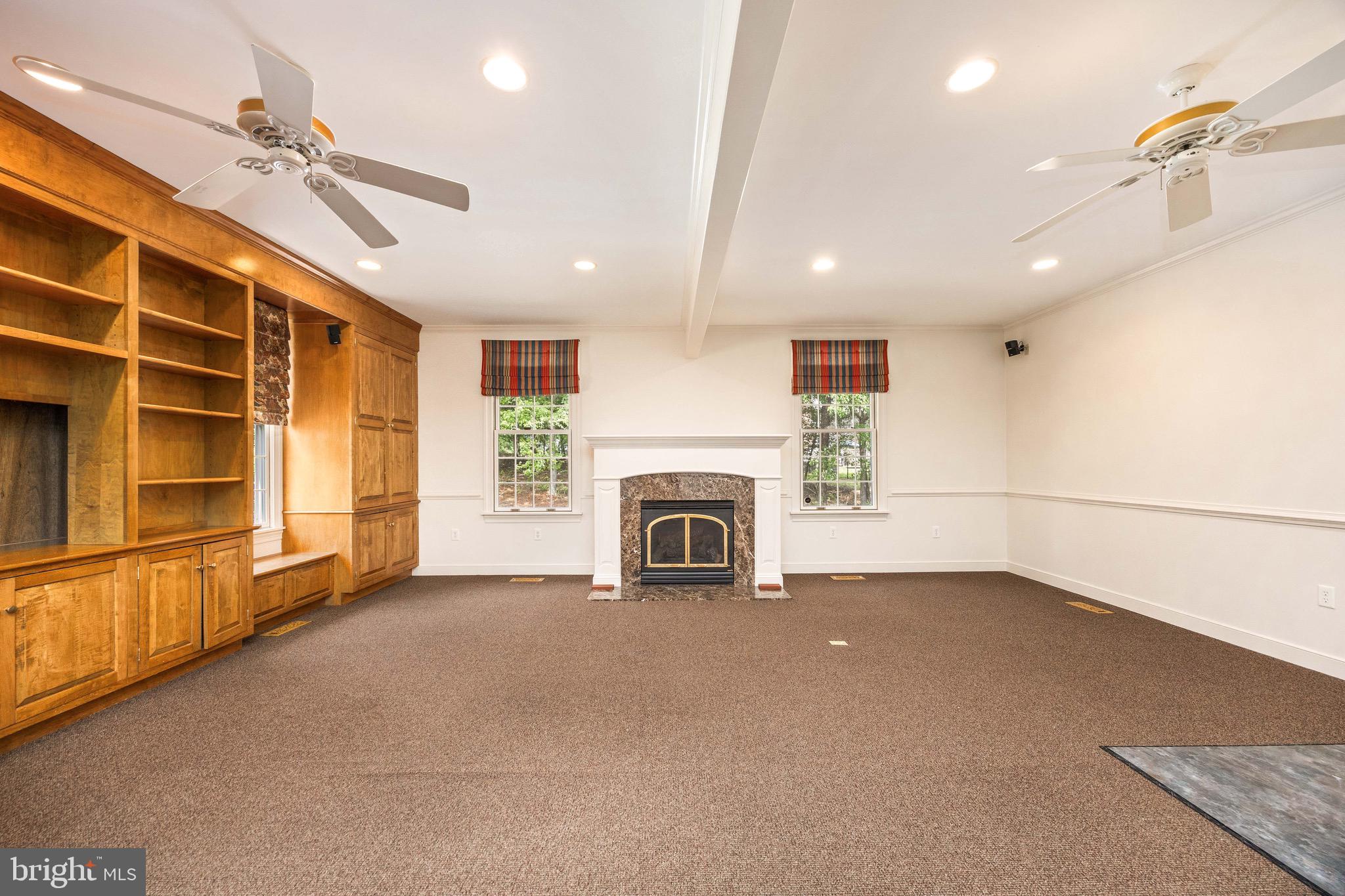 FOXCHASE - Residential