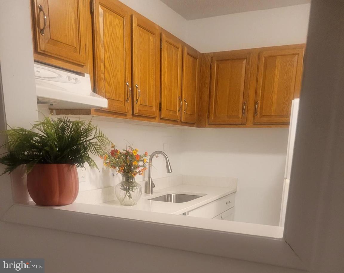 RIVIERA OF CHEVY CHASE - Residential