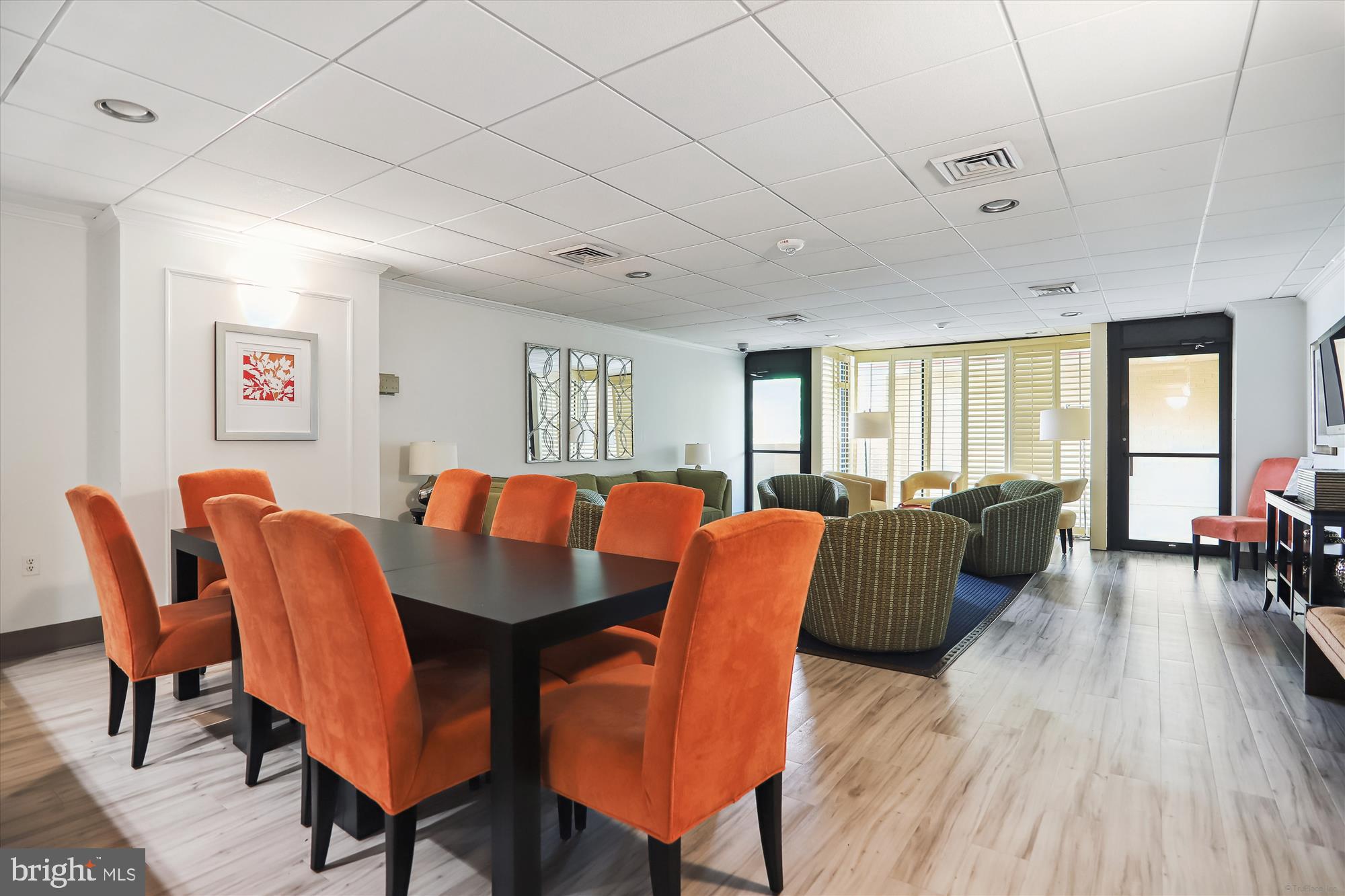 RIVIERA OF CHEVY CHASE - Residential