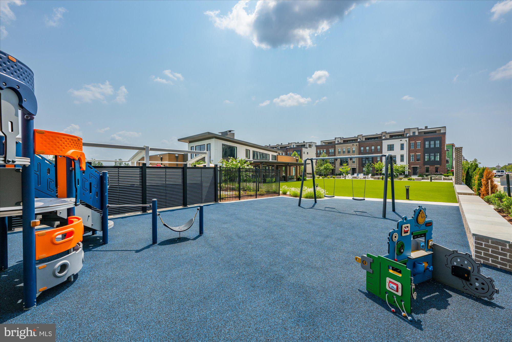 METRO WALK AT MOOREFIELD STATION - Residential