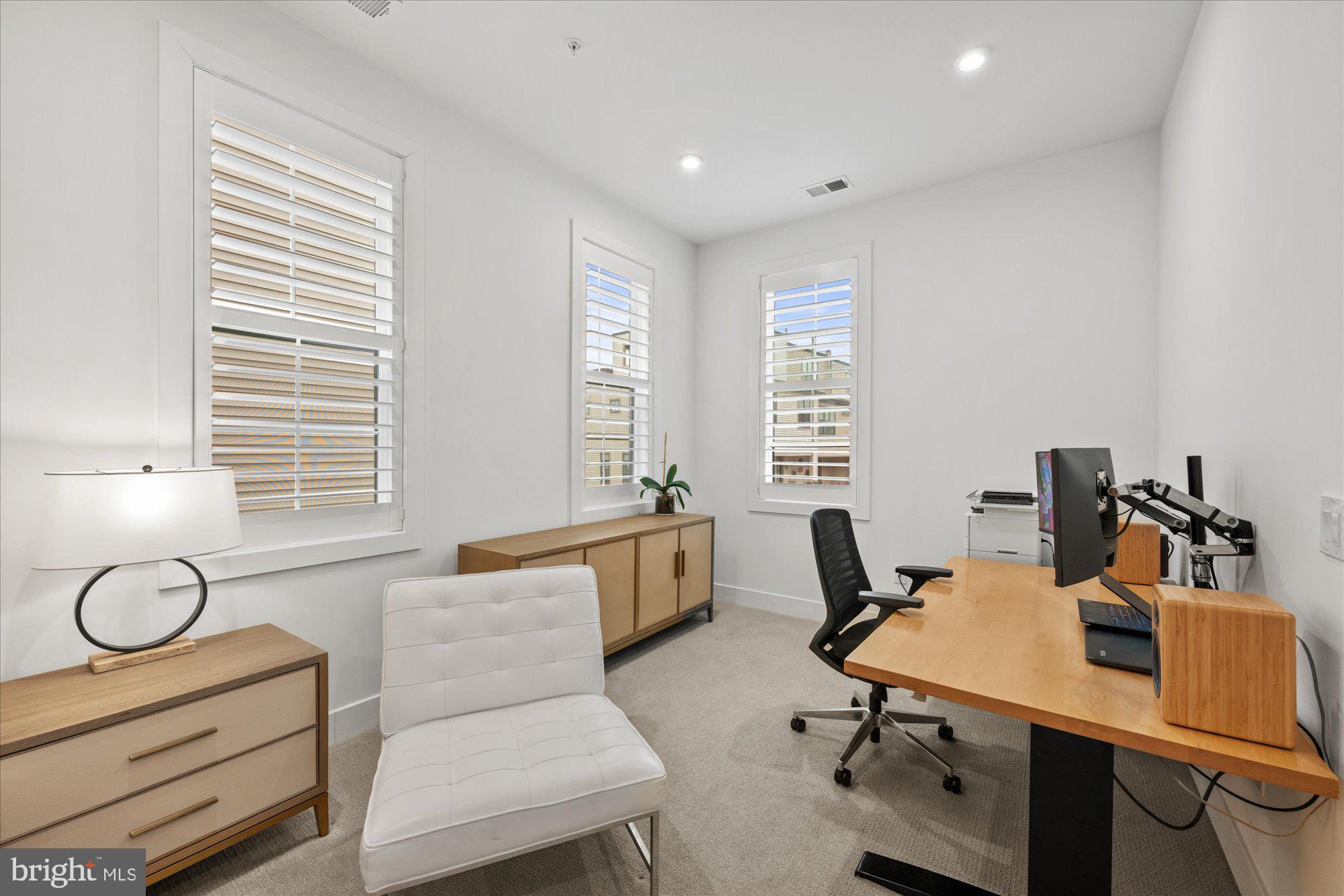 METRO WALK AT MOOREFIELD STATION - Residential