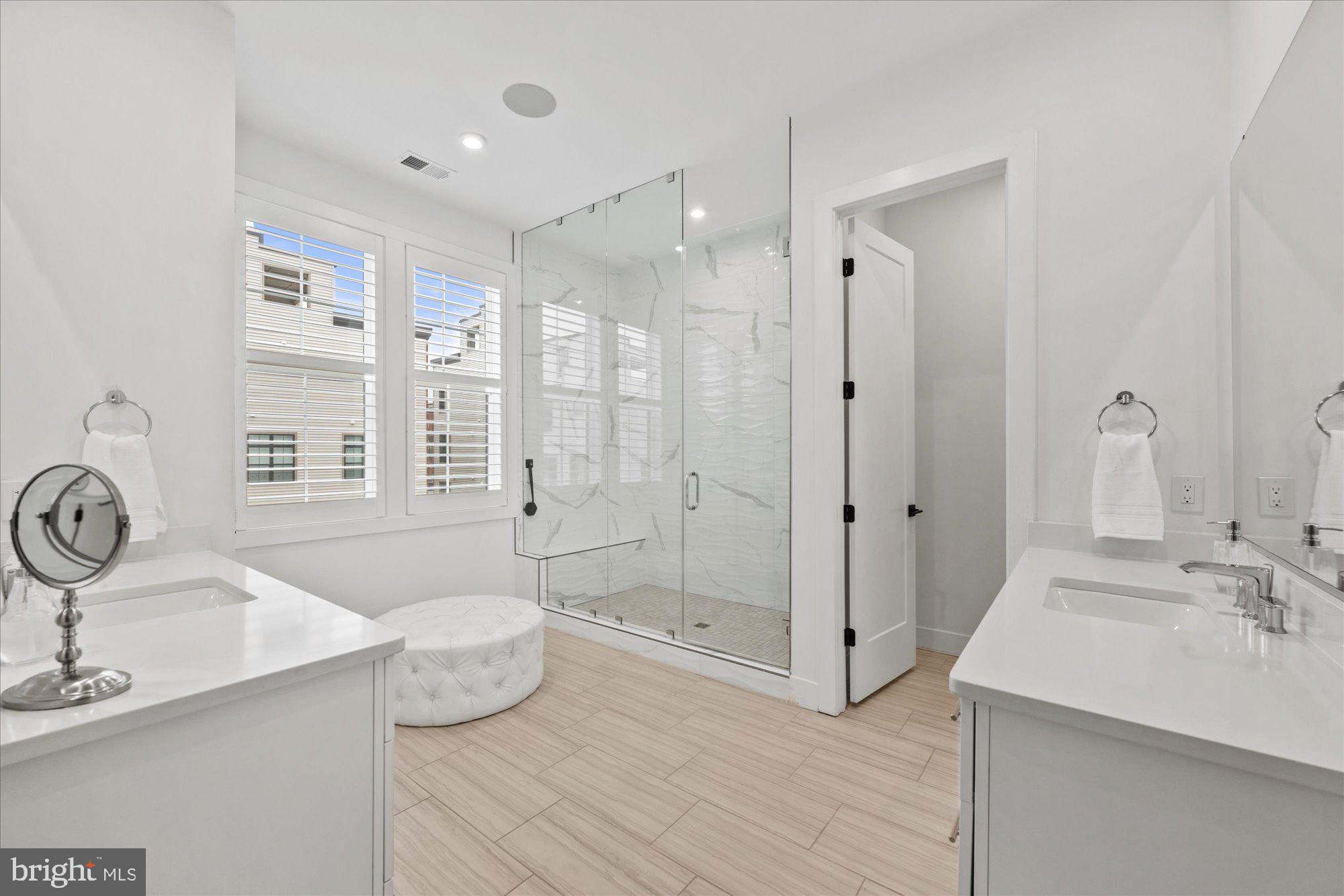 METRO WALK AT MOOREFIELD STATION - Residential
