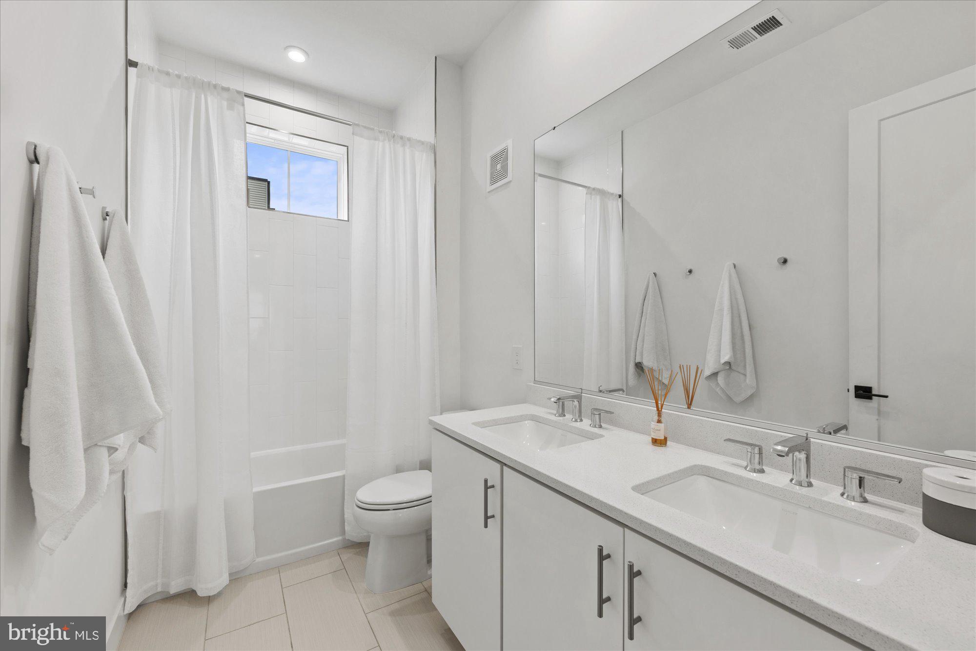METRO WALK AT MOOREFIELD STATION - Residential