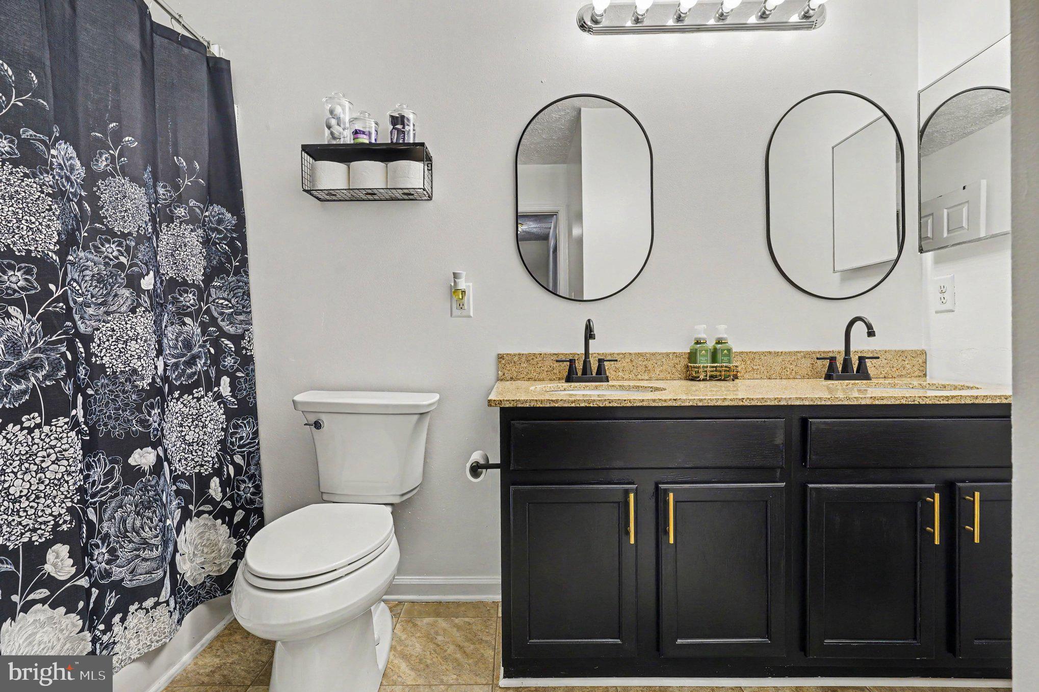 CHESAPEAKE LANDING - Residential