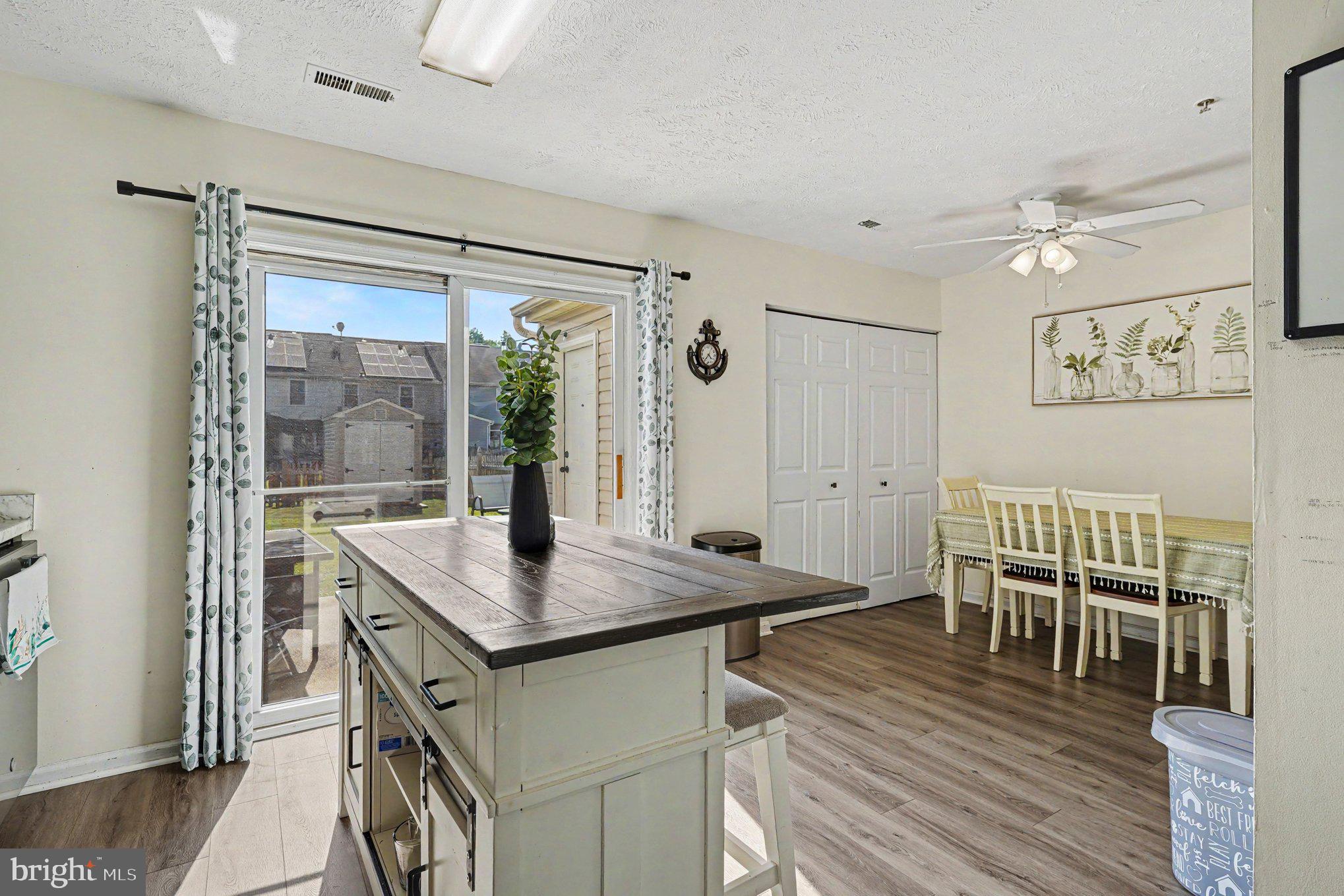 CHESAPEAKE LANDING - Residential
