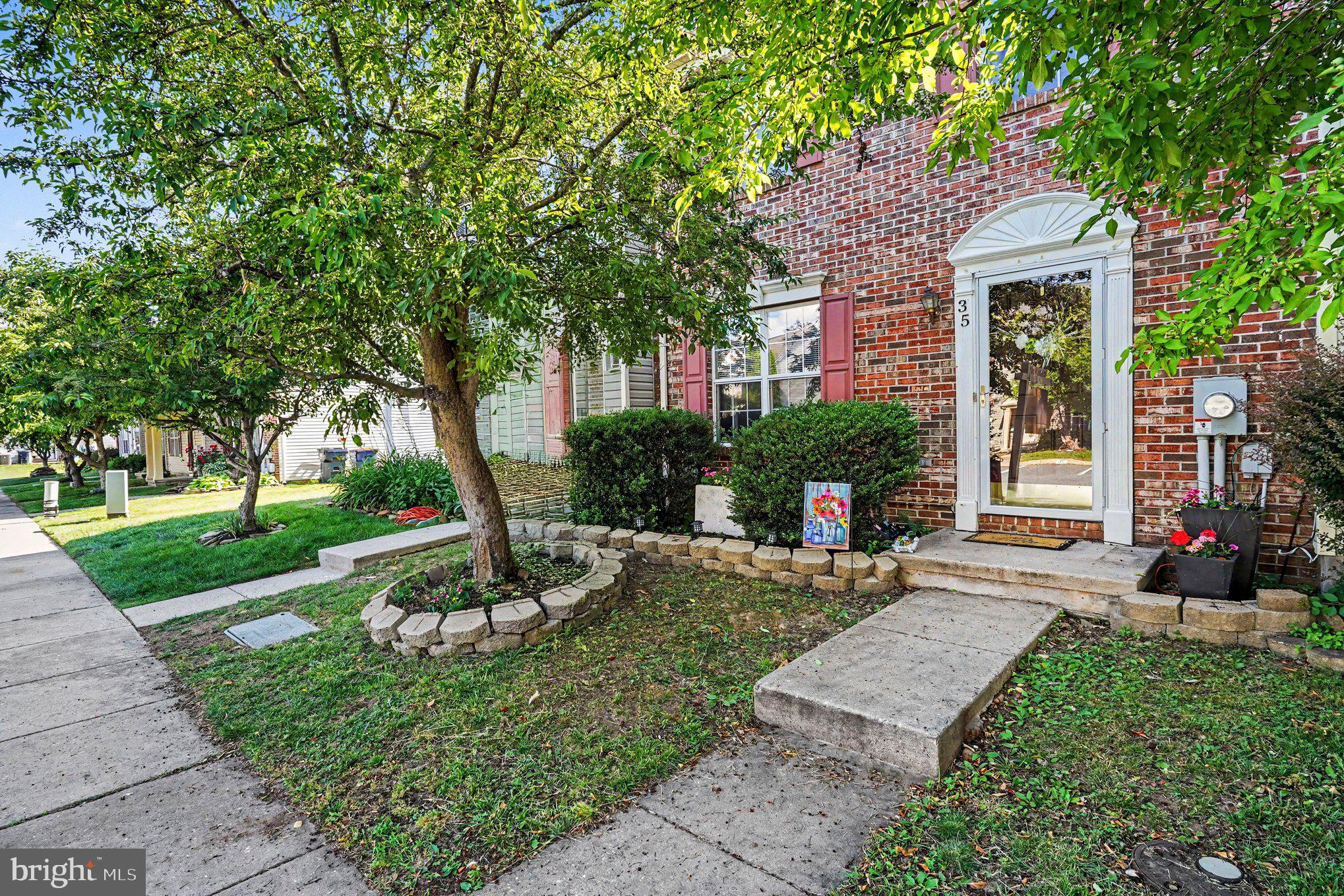 CHESAPEAKE LANDING - Residential
