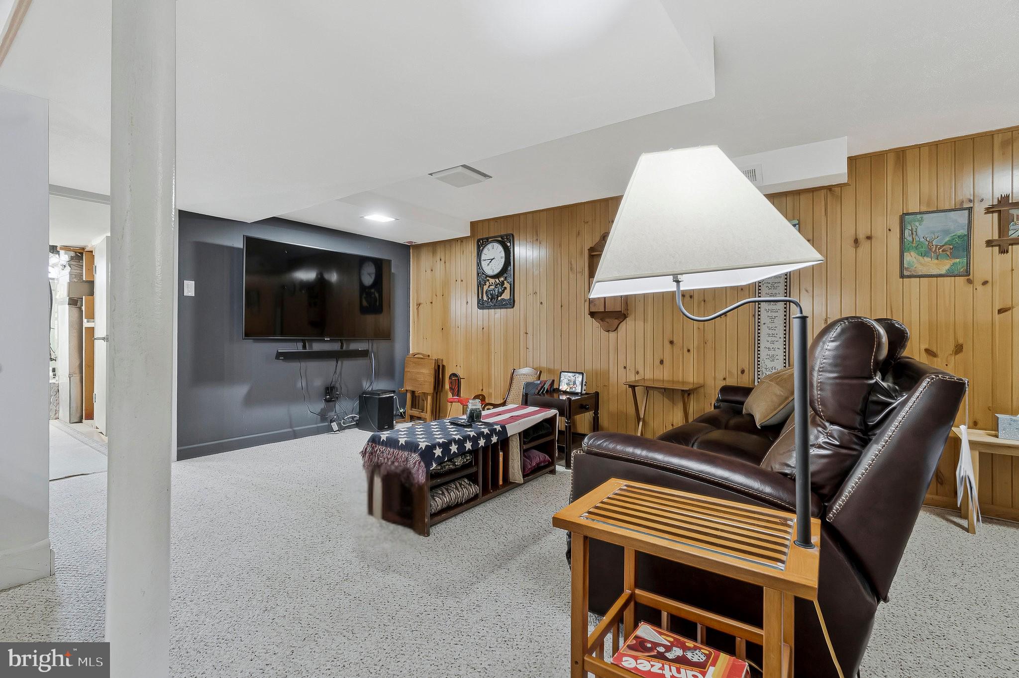 MAPLE HILL - Residential