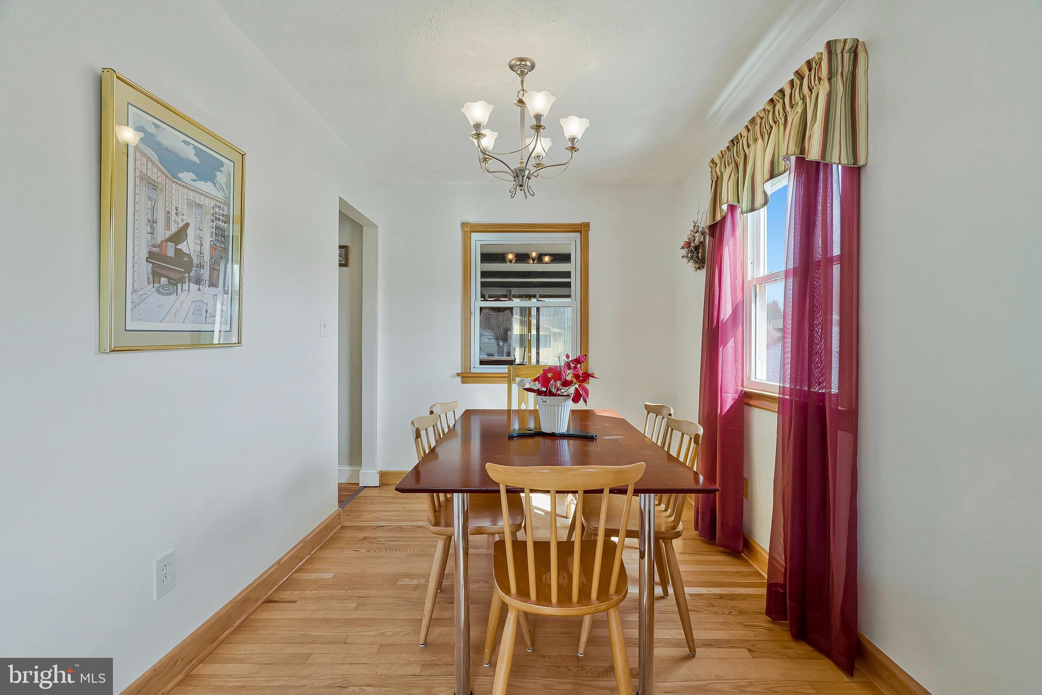 MAPLE HILL - Residential
