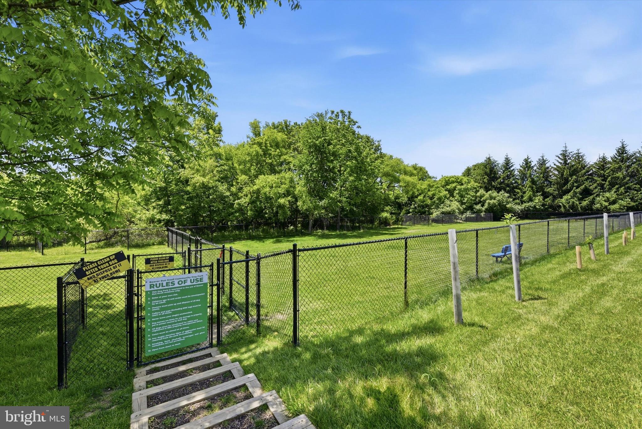 BEAVER RUN KNOLL - Residential