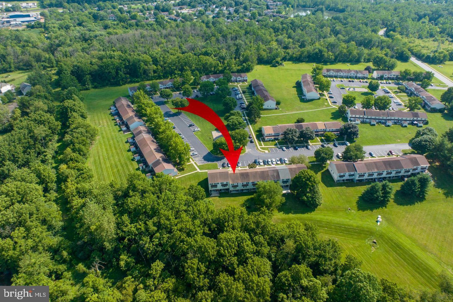 BEAVER RUN KNOLL - Residential