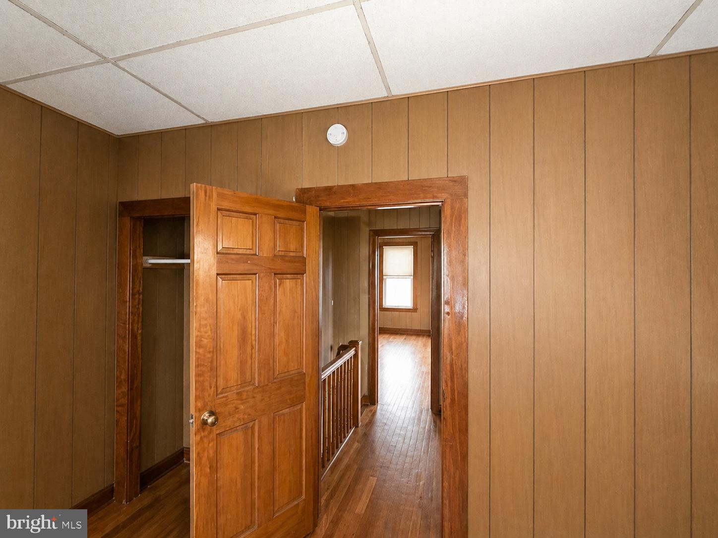 MILL HILL - Residential