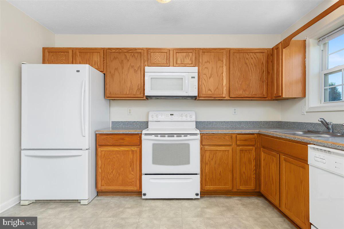 RIDGEFIELD - Residential