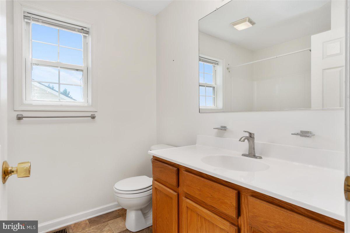 RIDGEFIELD - Residential