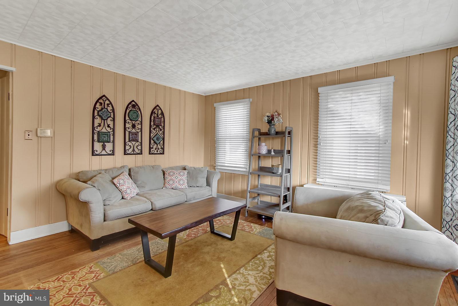 OLD EAST YORK - Residential