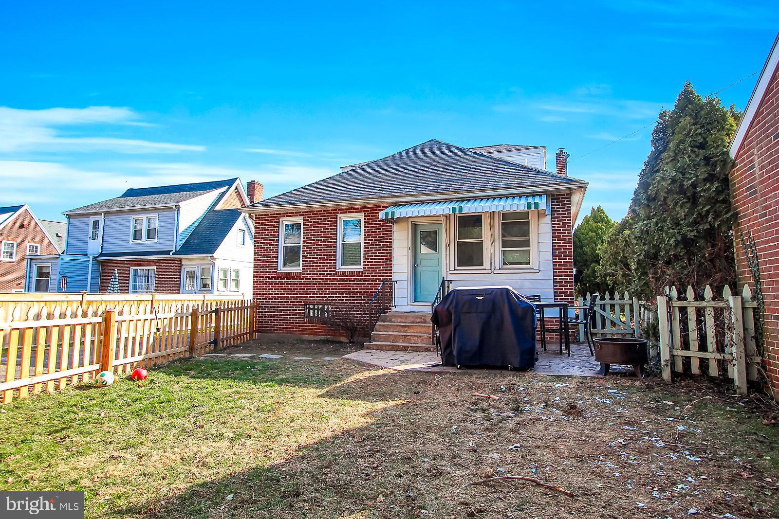 OLD EAST YORK - Residential