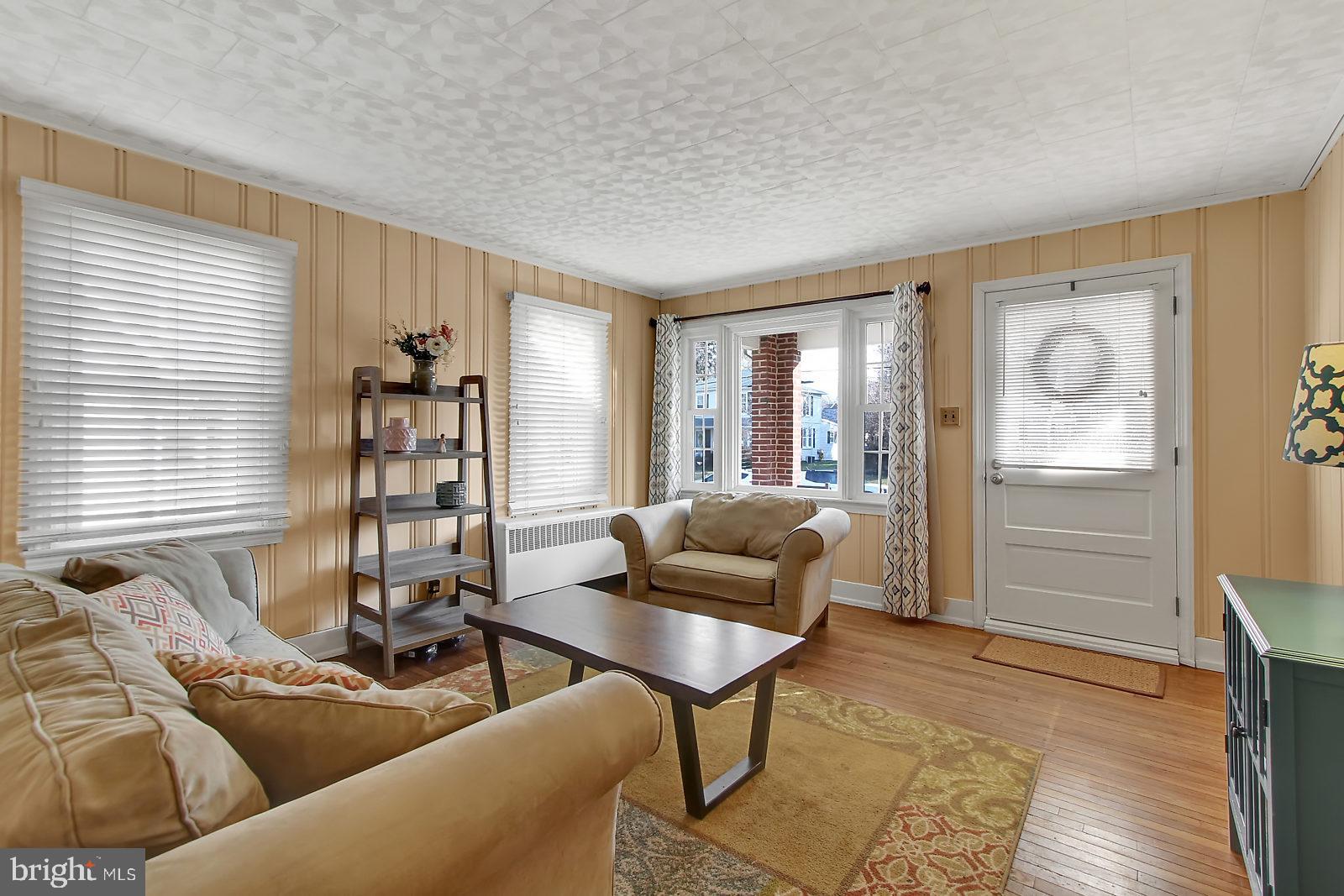 OLD EAST YORK - Residential