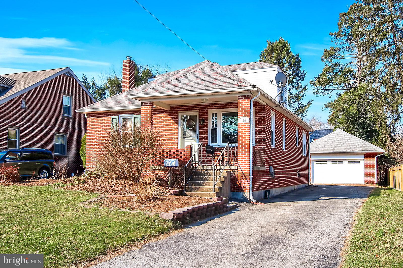 OLD EAST YORK - Residential