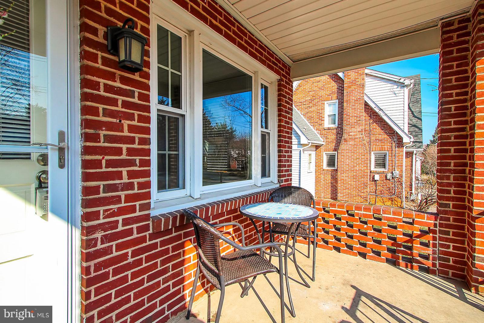 OLD EAST YORK - Residential