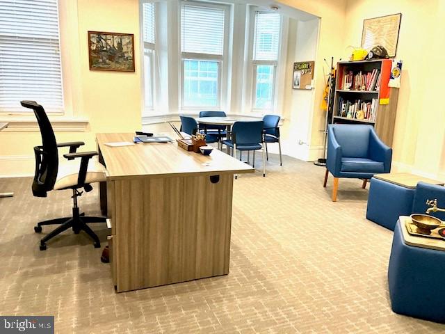 DUPONT CIRCLE - Commercial Sale