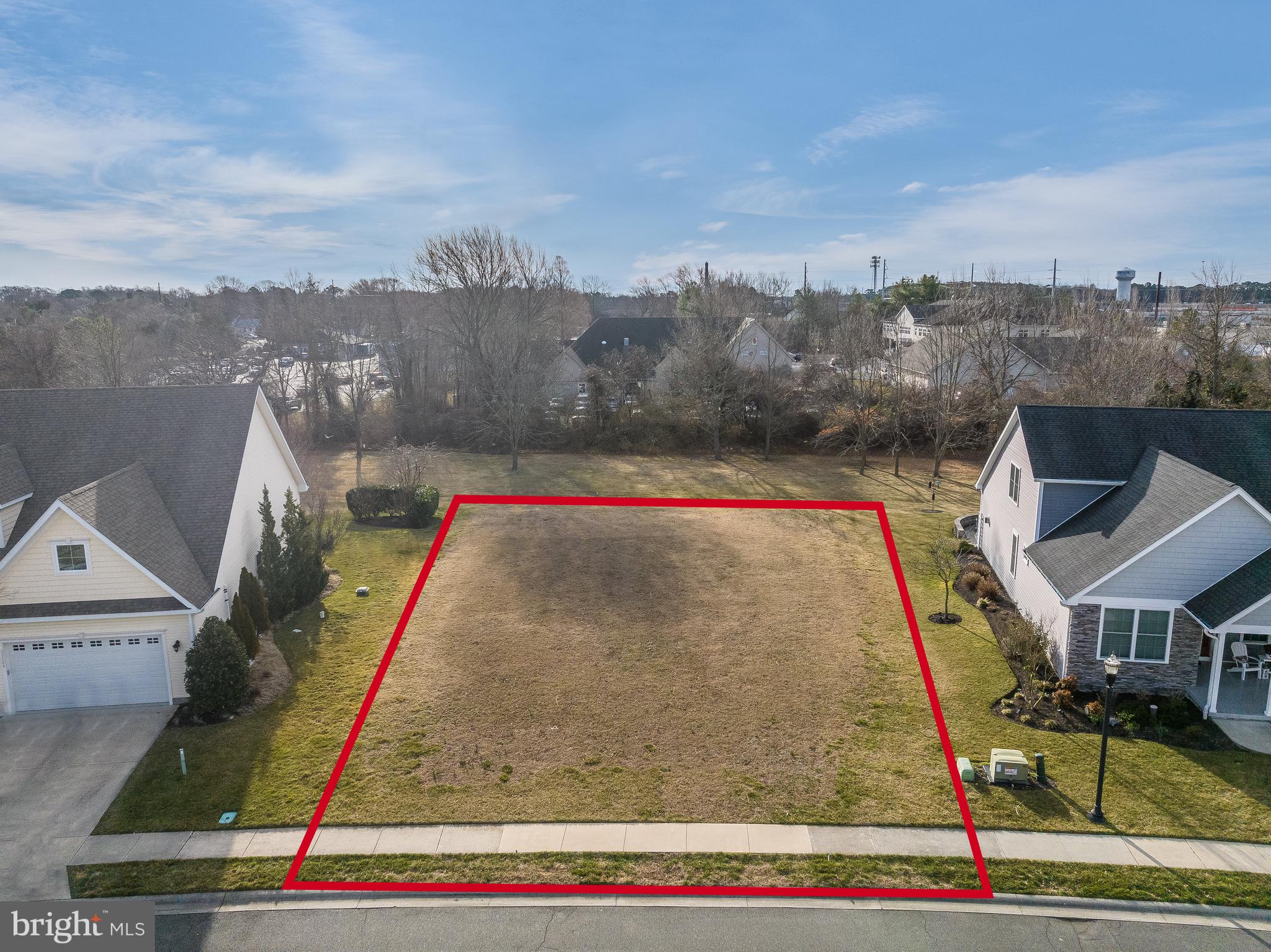 VILLAGES OF FIVE POINTS-EAST - Residential