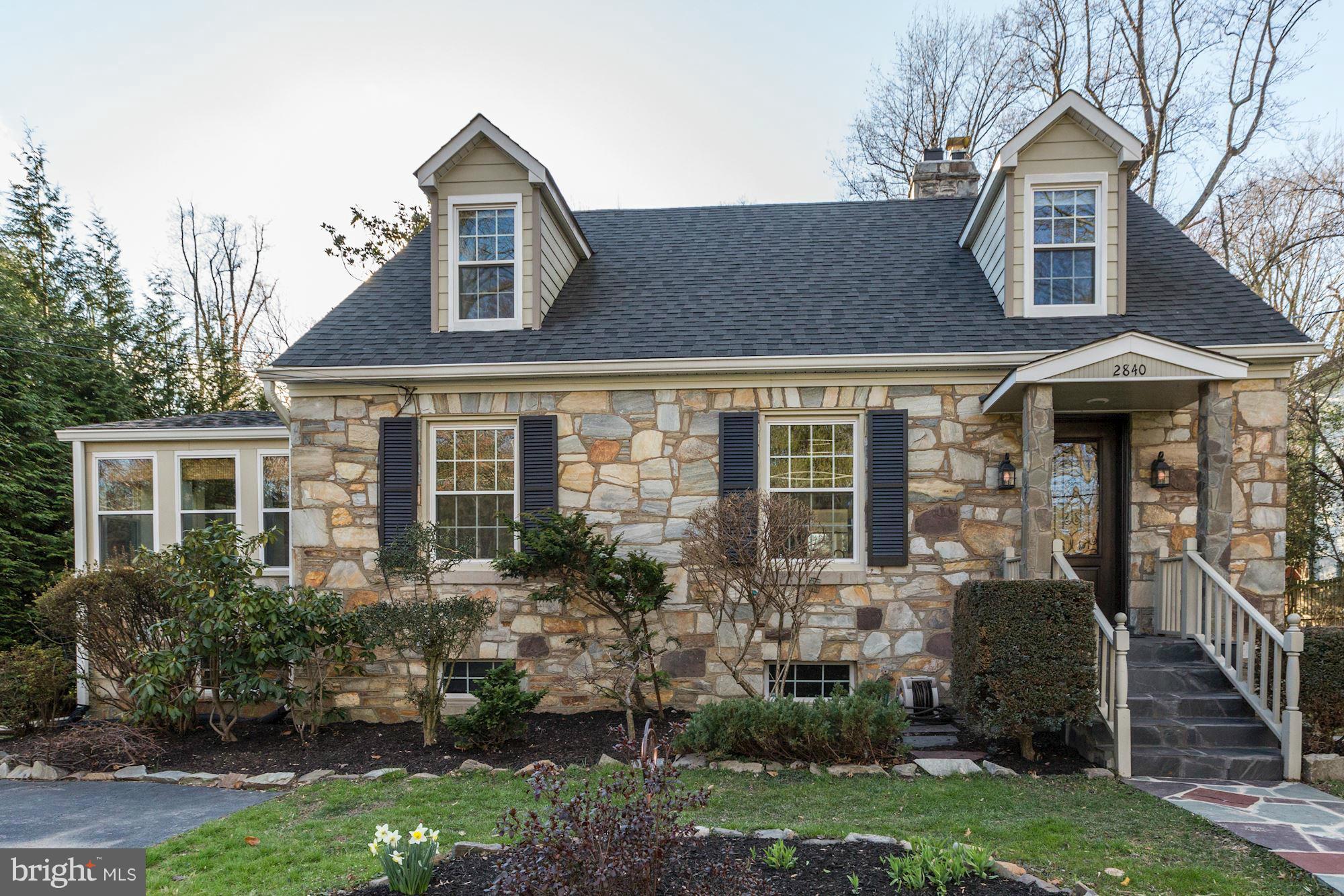LEE MANOR - Residential