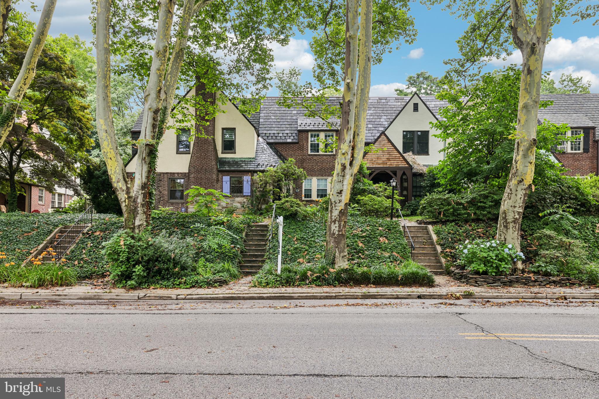 LAKE WALKER - Residential